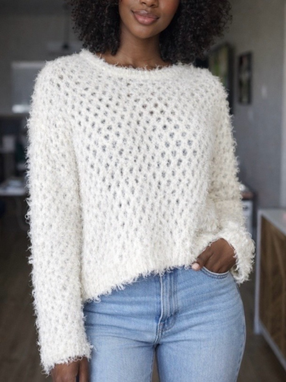 NORDSTROM RACK Ivory Fuzzy Eyelash Open Knit Pullover Sweater L